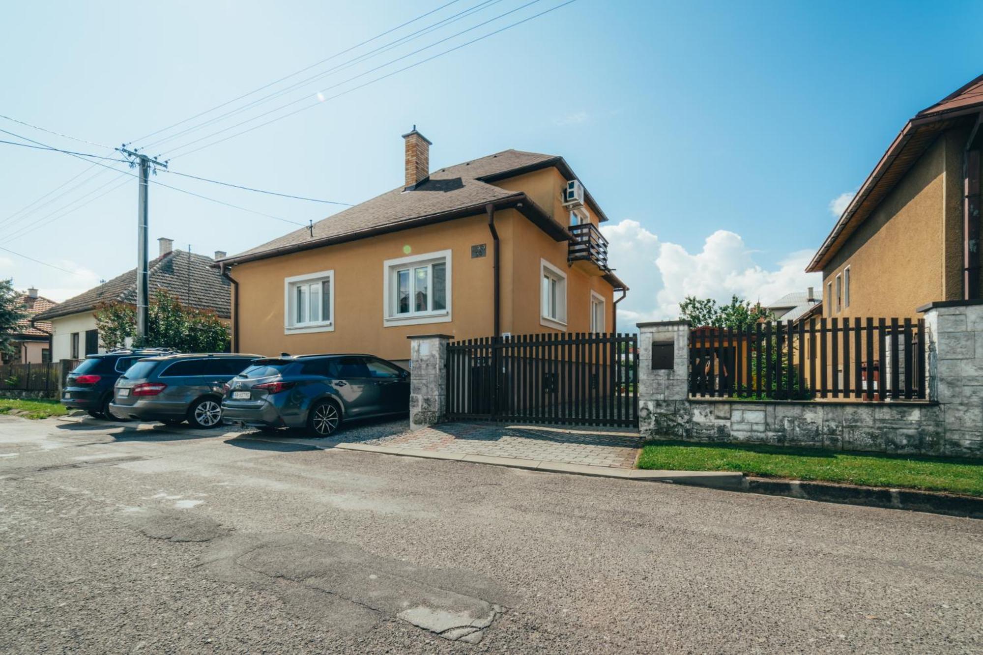 Apartmany Friends Liptov Липтовски-Микулаш Экстерьер фото